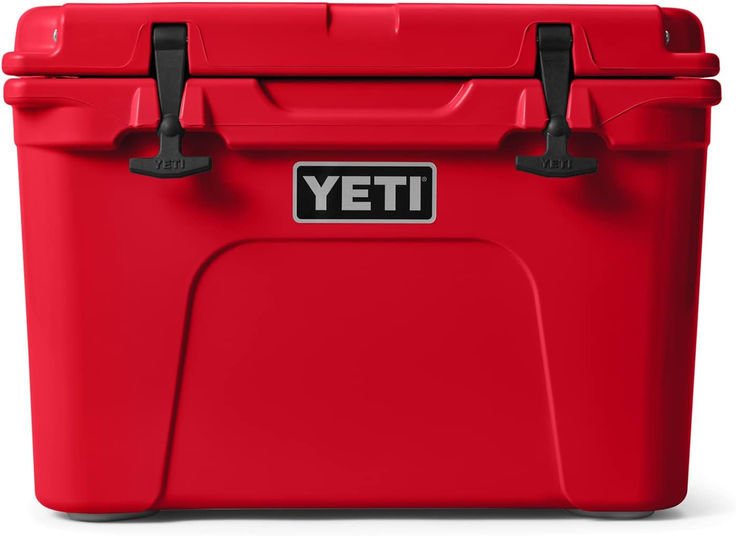 Yeti Tundra 35 Cooler ice chest white colour for outdoor camping